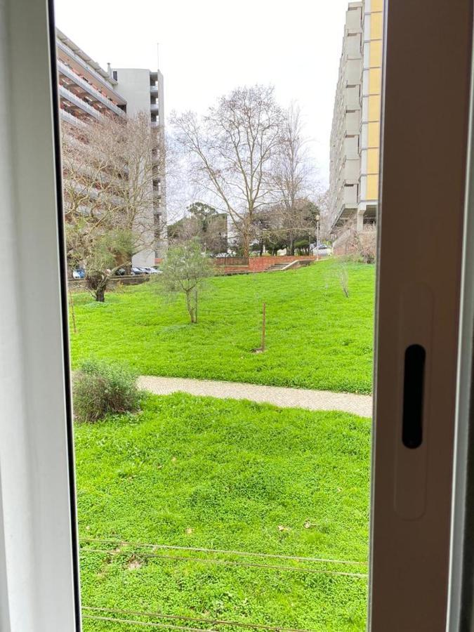 Duplex Proximo Do Aeroporto Lisboa Apartment Bagian luar foto